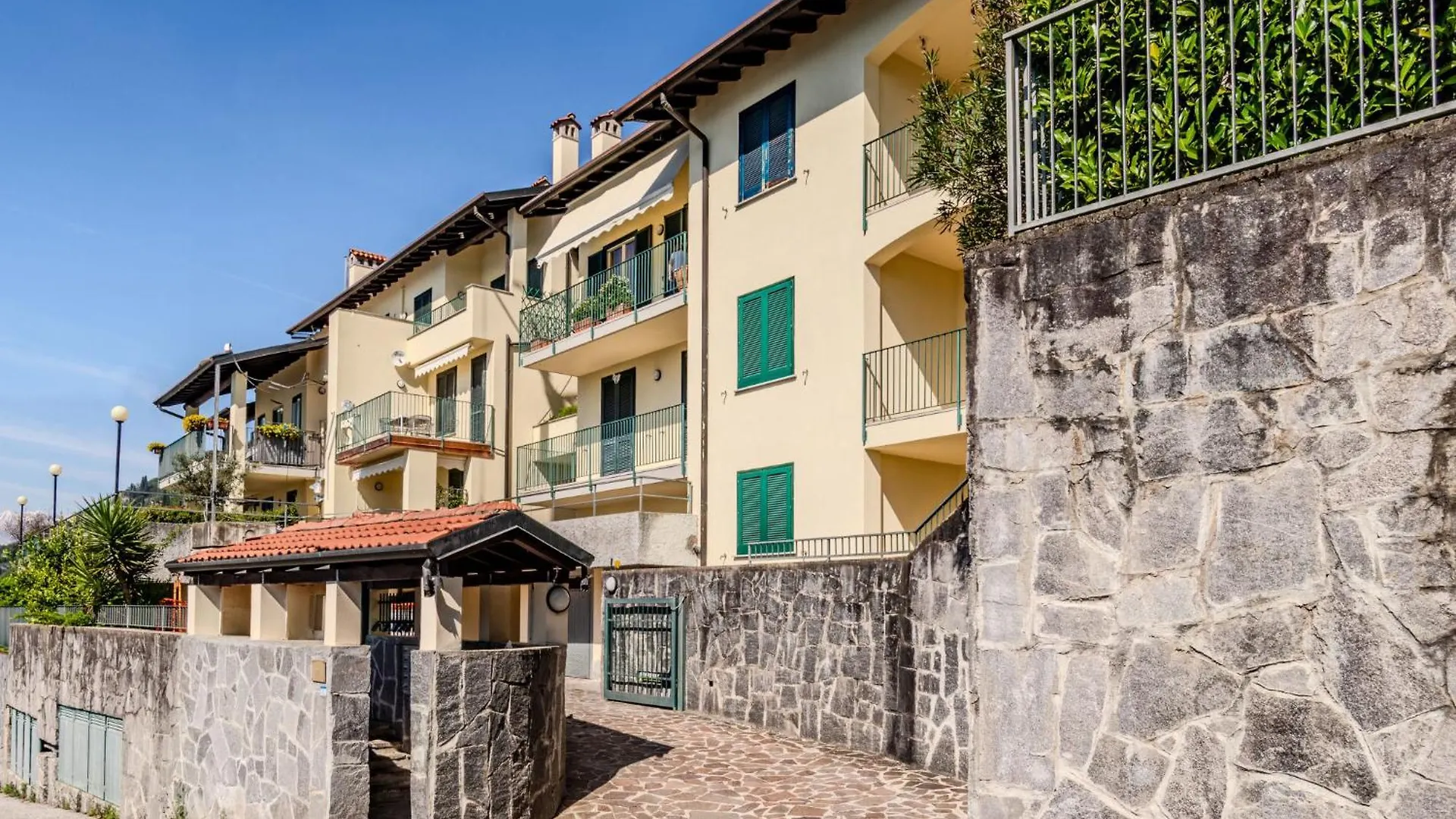 Apartment Casa Sul Lario By Interhome Fiumelatte 0*,  Italië